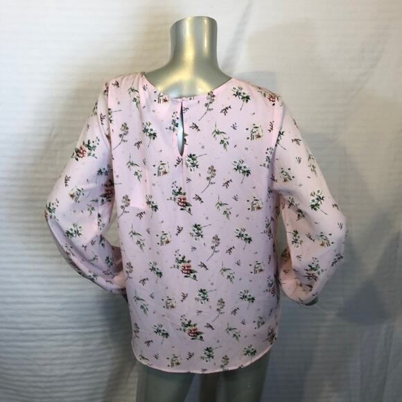 Shades of Blonde Long sleeve Floral Top Size XS - Picture 9 of 10